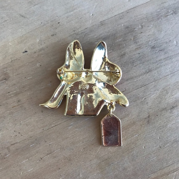 VINTAGE CHRISTMAS PRESENT BROOCH - Picture 2 of 2